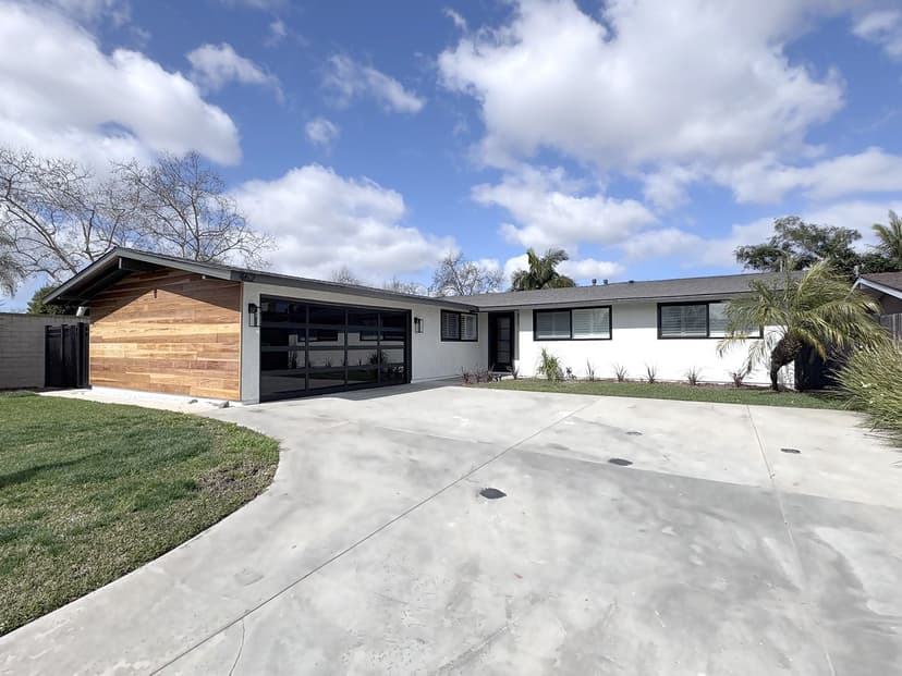 Flipping Homes Like a Pro: How CALI Floors Transform Properties Fast