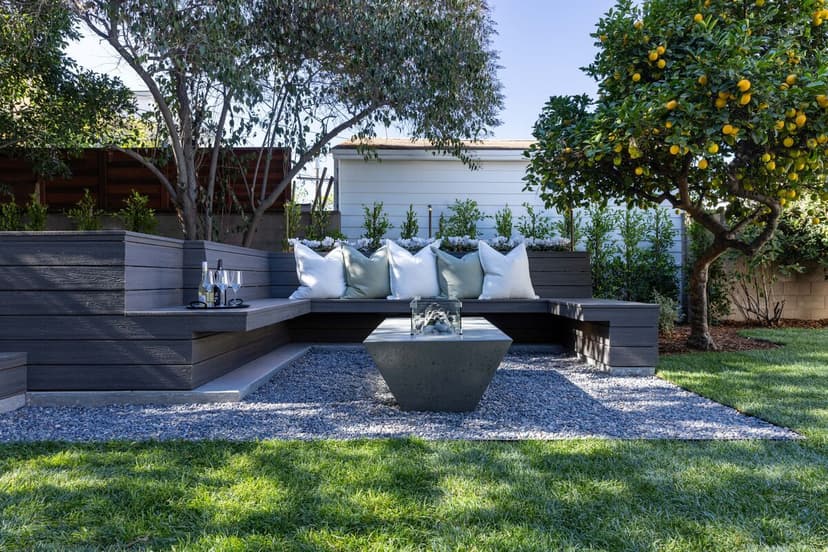 CALI Decking Highlights Accessible Design on HGTV's Celebrity IOU with The Property Brothers and Actress, Marlee Matlin