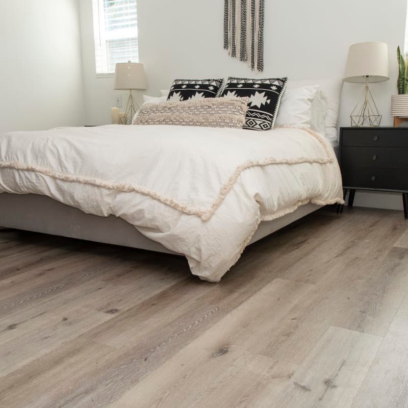 Sample - CALI Vinyl Aged Hickory Select w/ Pad-1