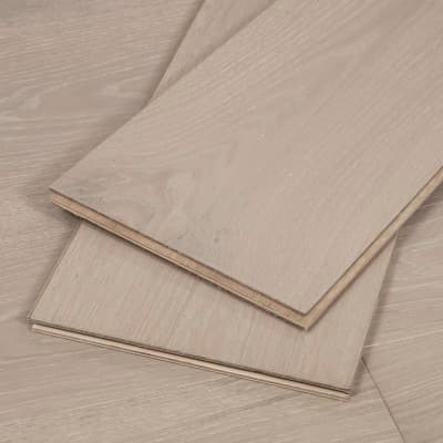 New World Oak Engineered Hardwood Flooring