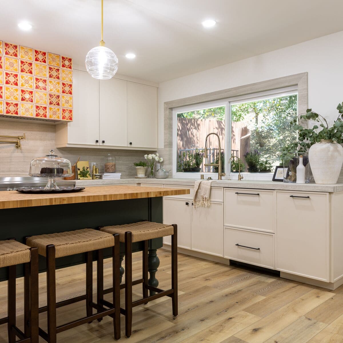 Natural Elm CIOU503 Rachel Brosnahan - 10